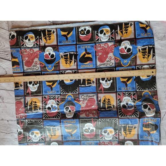 Pirates Mermaid Ocutpus Halloween Patchwork Vinyl Flannel Bk Tablecloth 54x68in - Picture 5 of 6